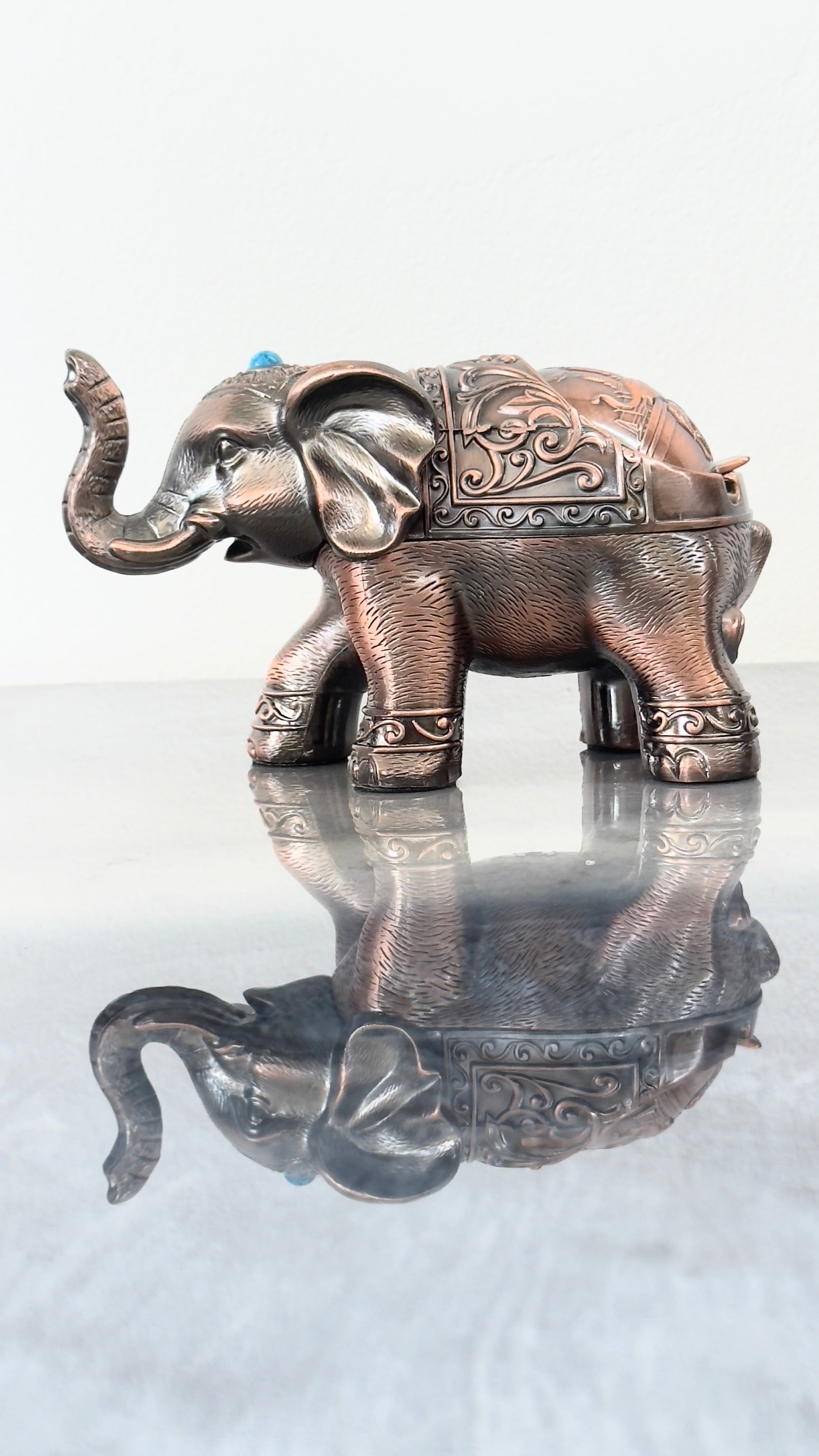 Metal Elephant - Living and Bathroom