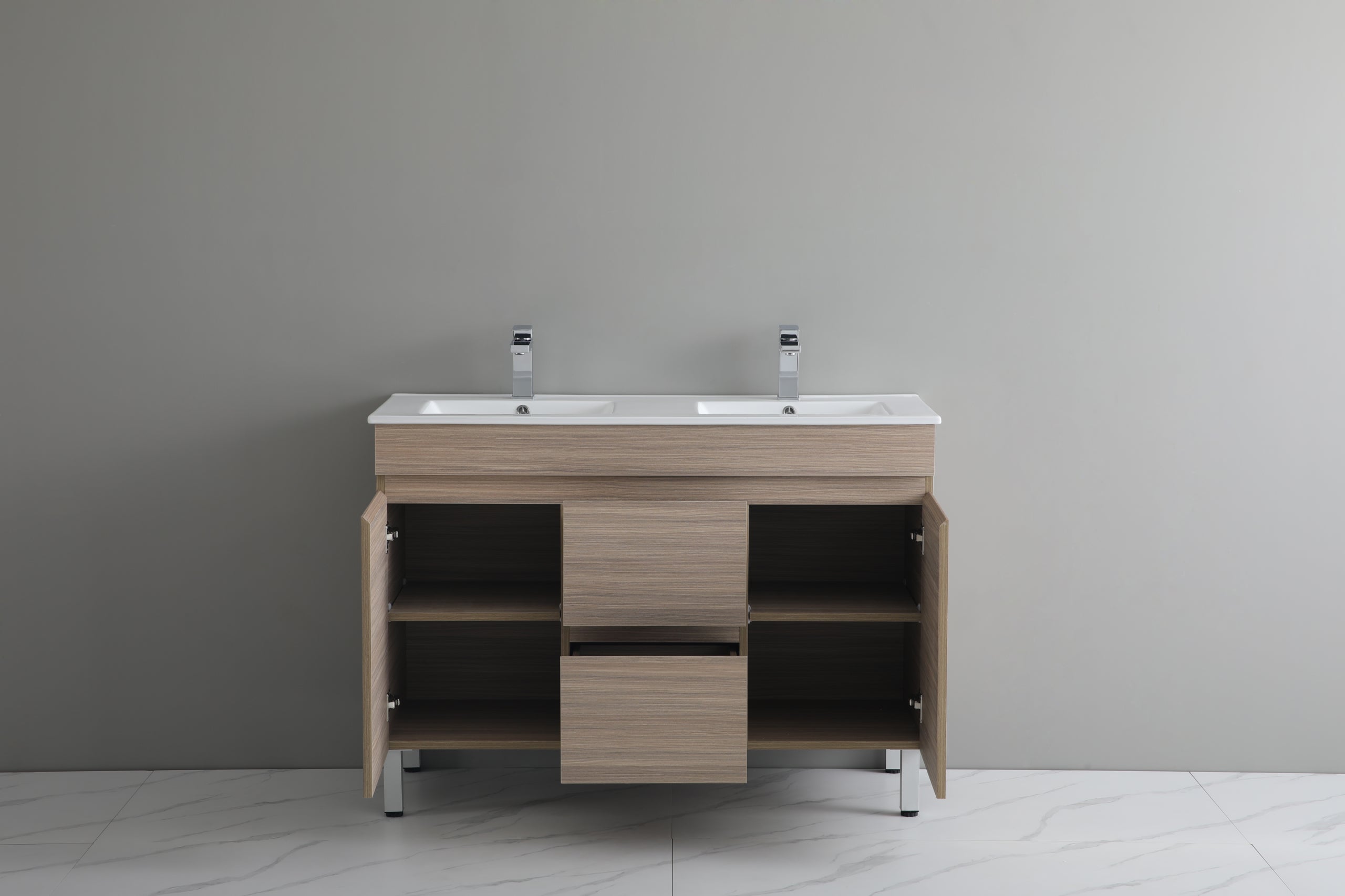 Stella OAK1220LG-Cab