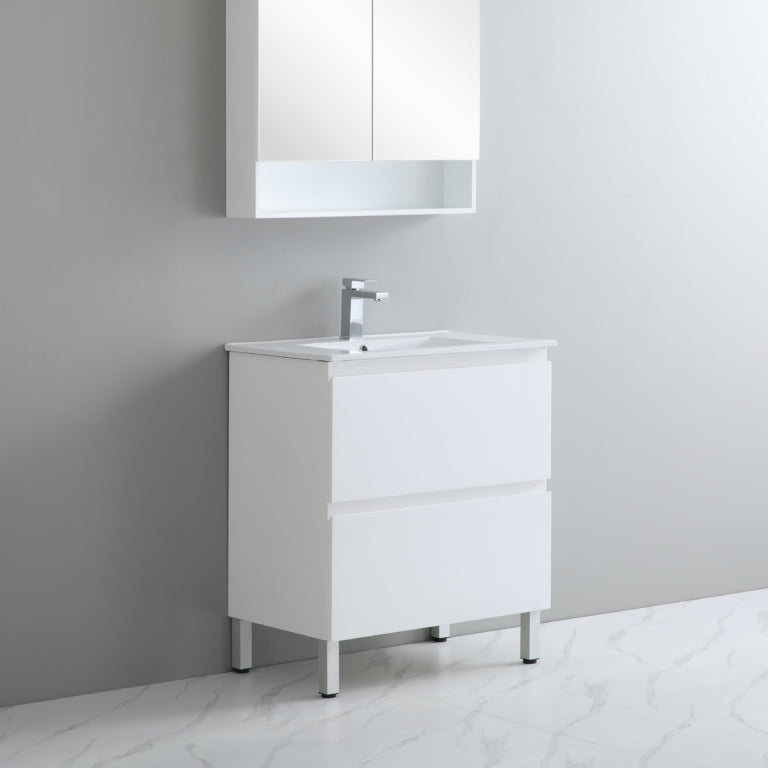 RIVA900L Freestanding