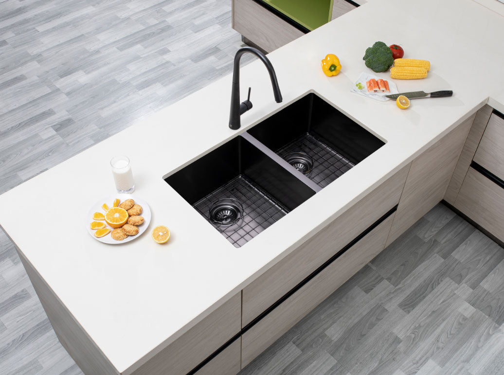 Round Corner Stainless Steel Gun Metal Grey PVD Coating Double Bowl Kitchen Sink(with Bottom Tray) 770*450*215mm