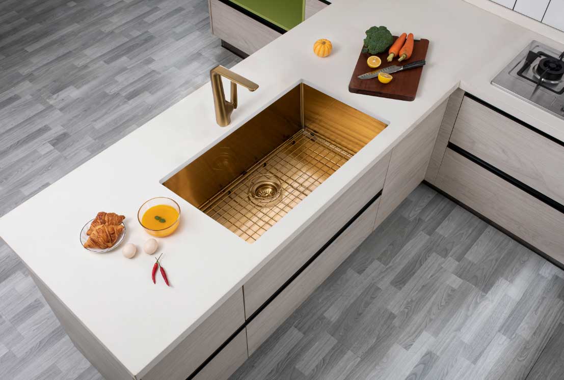 Round Corner Stainless Steel Brushed Brass PVD Coating Single Bowl Kitchen Sink(with Bottom Tray) 762*457*254mm