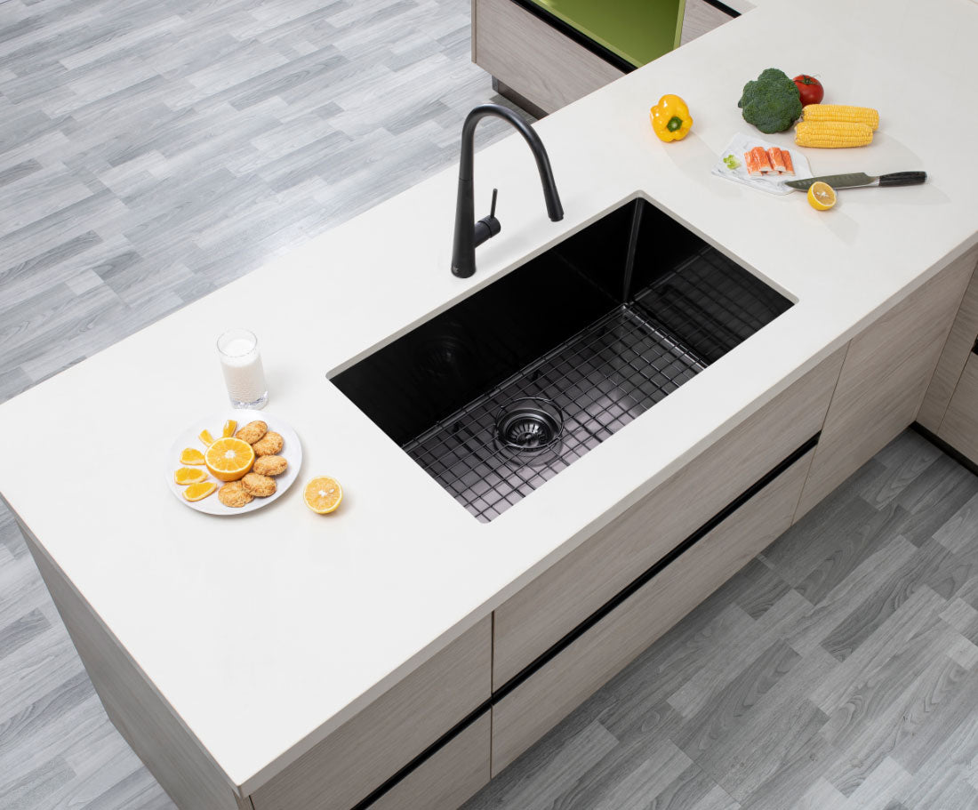 Round Corner Stainless Steel Gun Metal Grey PVD Coating Single Bowl Kitchen Sink(with Bottom Tray) 762*457*254mm