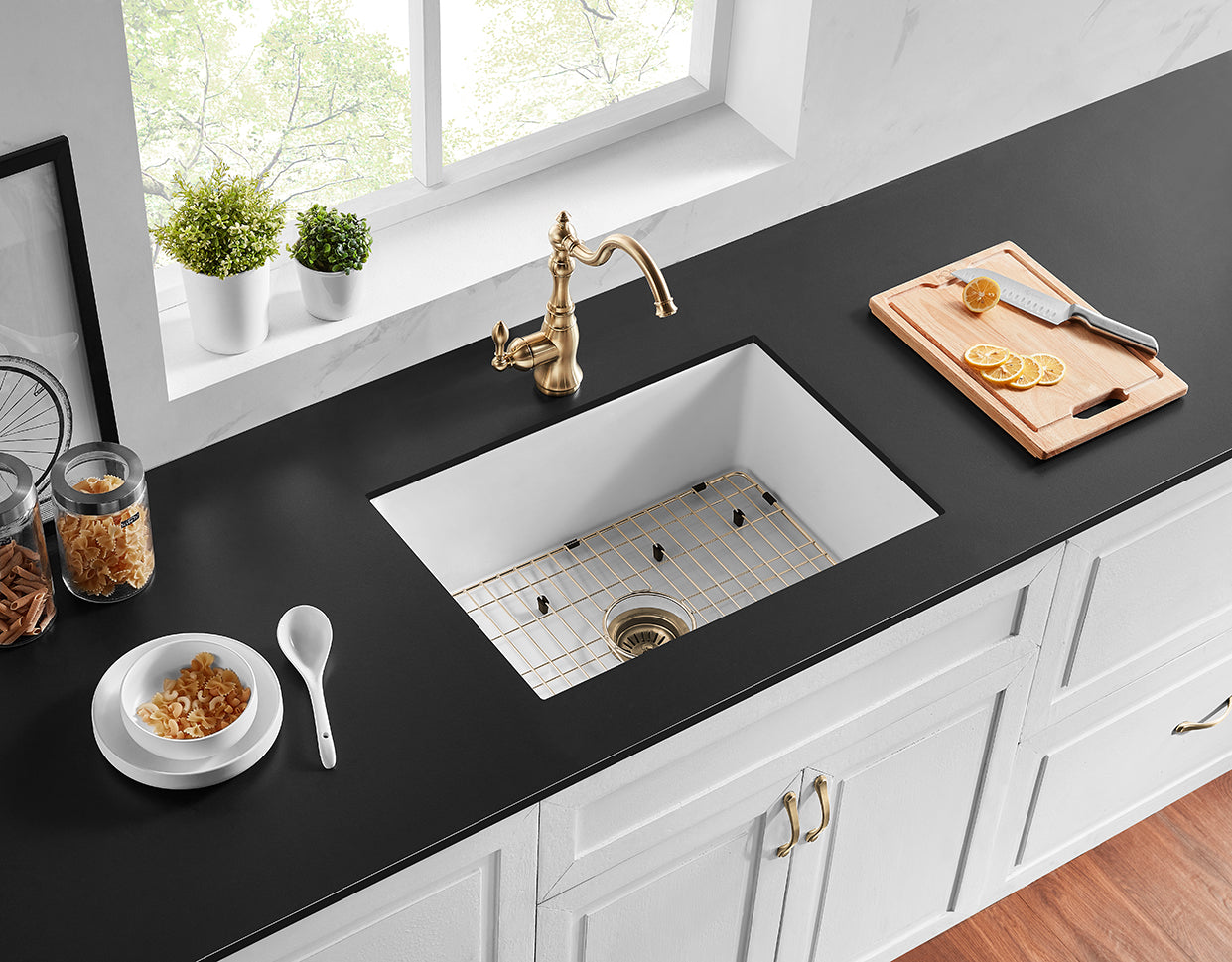 Gloss White Camden Fireclay Sink 810*480*254mm