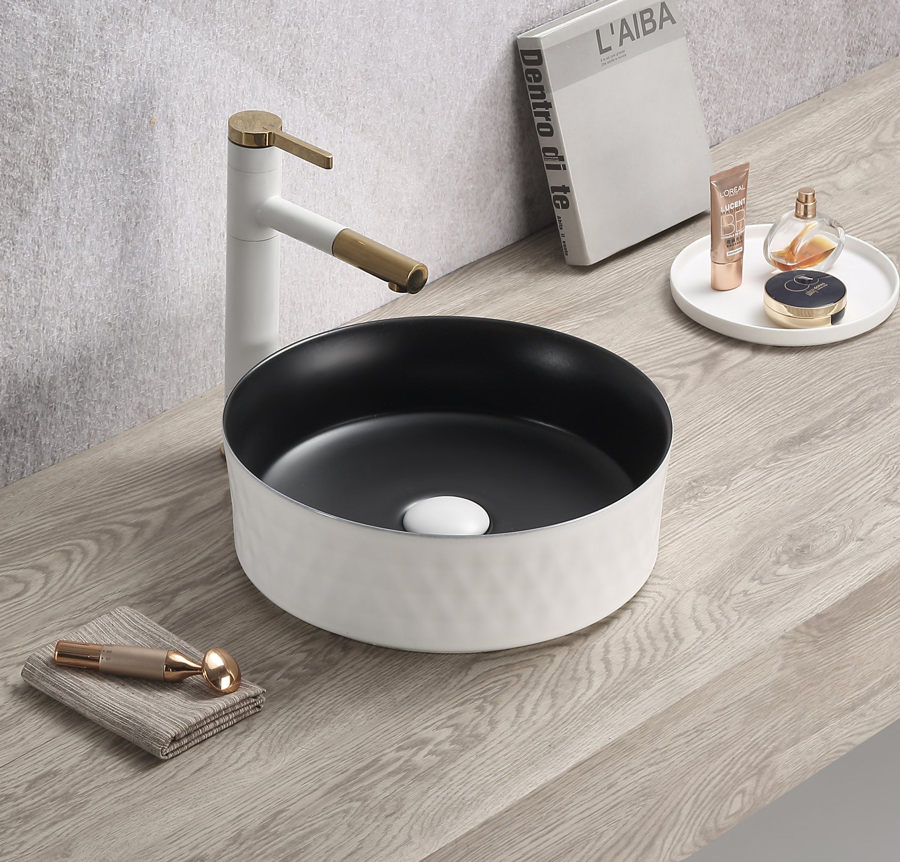 Ollia Diamond Above Counter Basin 360*360*120 Matt white outside,matt black inside