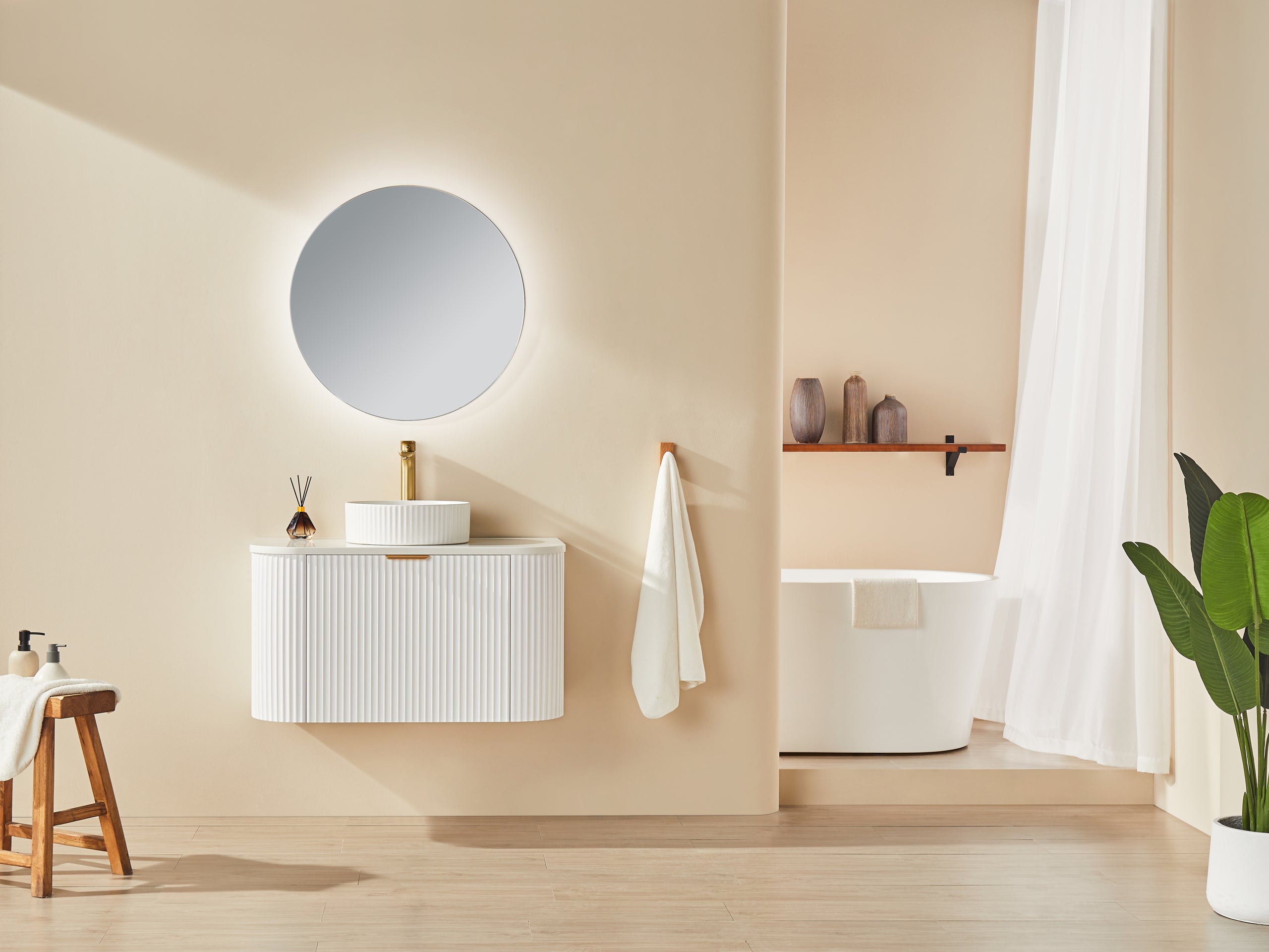 Avalon White CA750W